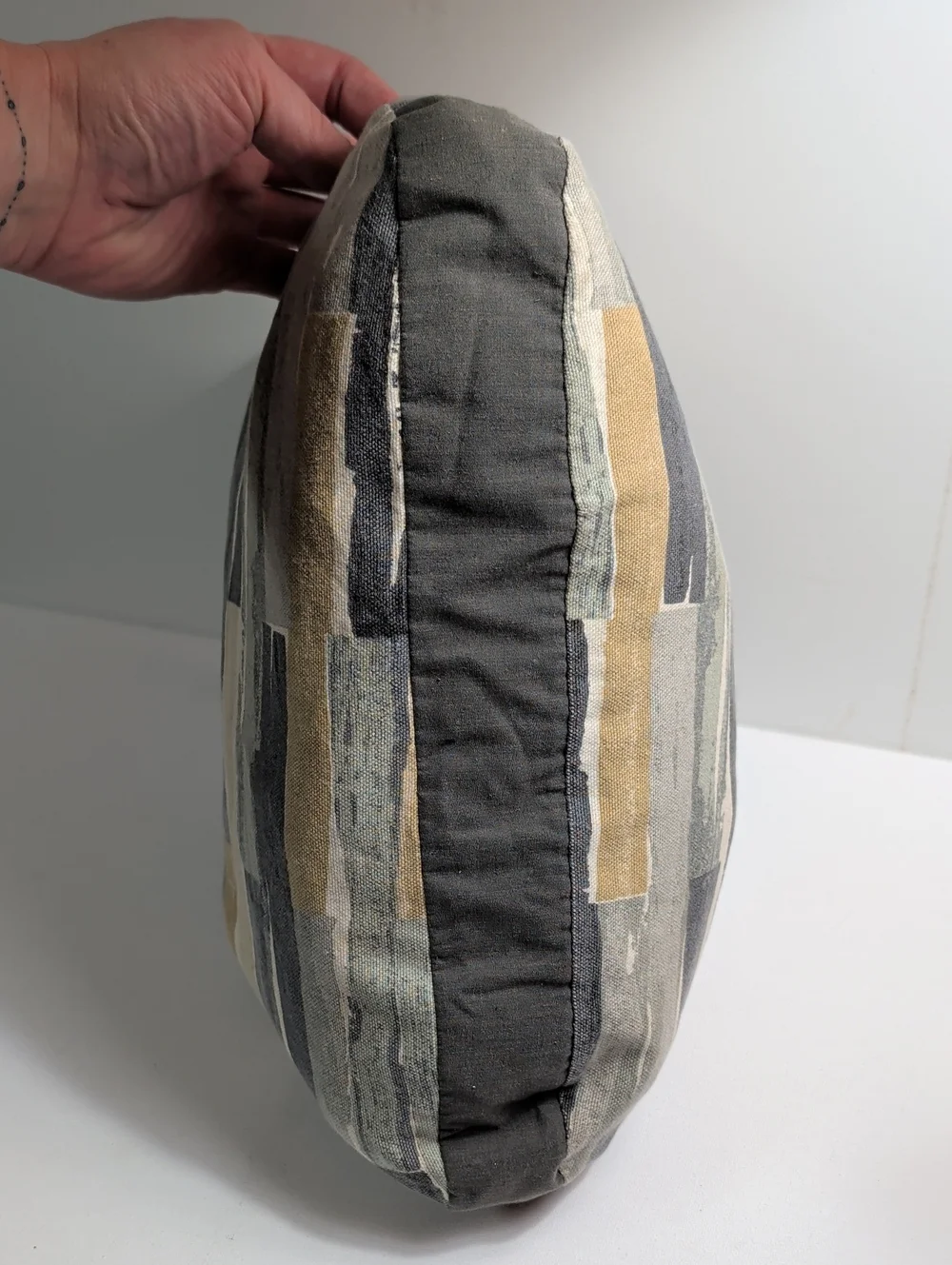 Neutral Block-Stripe Knotted Shoulder Bag